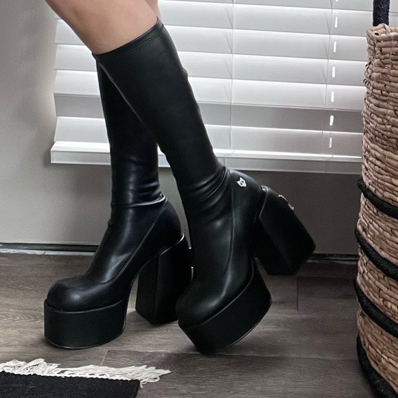 SOLD Naked Wolfe Platform Spice Boot - Picture 1 of 4
